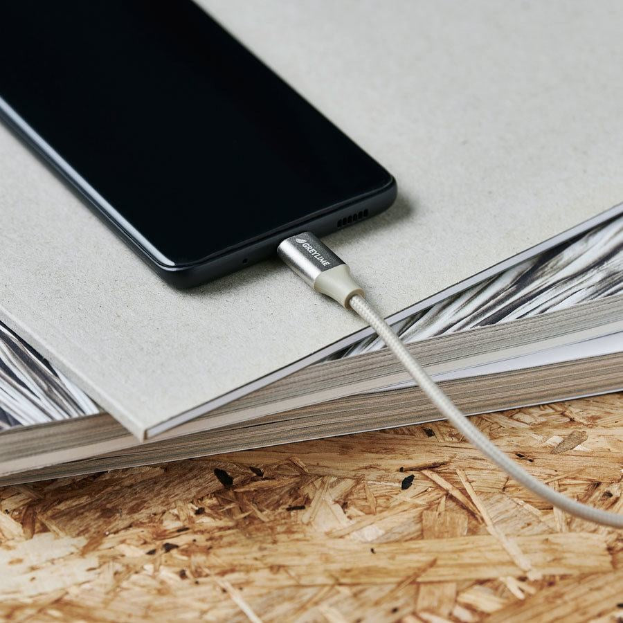 https://cdn.shopify.com/s/files/1/0950/5387/3523/files/c21cc1m02-greylime-braided-usb-c-to-usb-c-cable-beige-1-m_03.jpg?v=1759751863