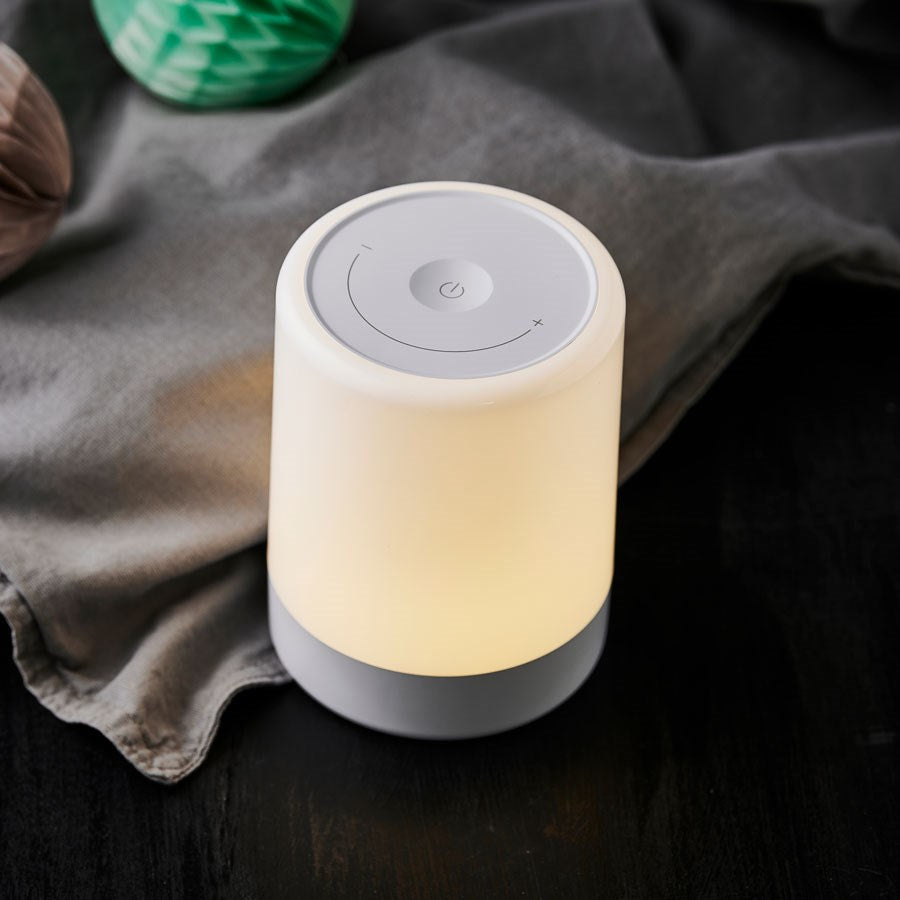 https://cdn.shopify.com/s/files/1/0950/5387/3523/files/lbbl01_lippa-baby-natlampe-med-farver-touch-funktion-og-batteri-hvid-mork.jpg?v=1759745651