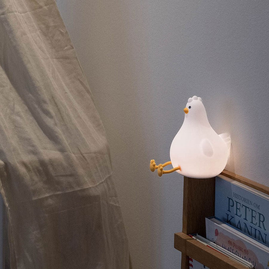 https://cdn.shopify.com/s/files/1/0950/5387/3523/files/lbbl04_lippa-touch-baby-lamp-with-battery-and-timer-chicken-11.jpg?v=1770173389