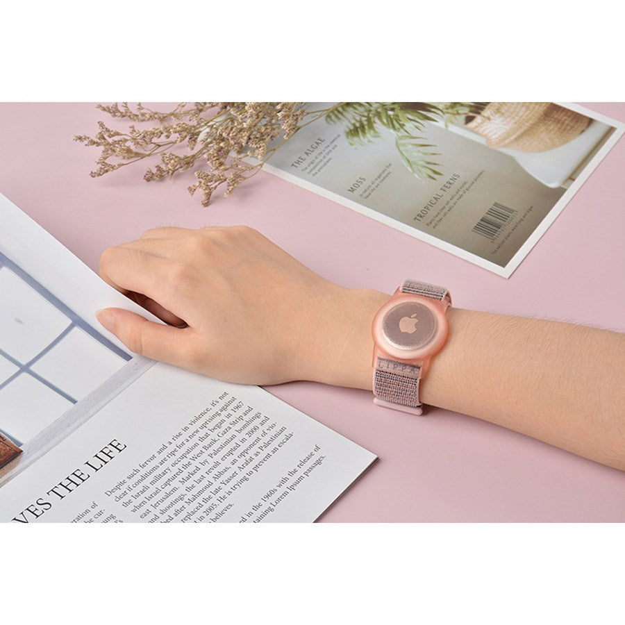 https://cdn.shopify.com/s/files/1/0950/5387/3523/files/lpcover0023_lippa-nylon-wrist-band-for-kids-and-elderly-pink-2.jpg?v=1759552680