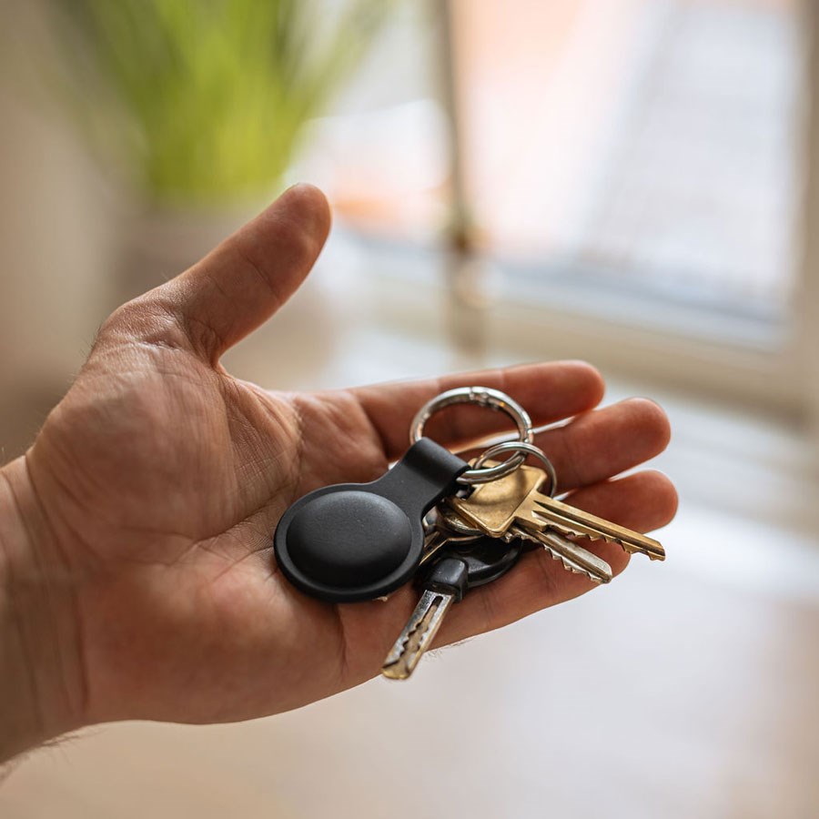 https://cdn.shopify.com/s/files/1/0950/5387/3523/files/lpcover0032_lippa-keyring-for-airtag-and-smart-finder-black-6.jpg?v=1770173288