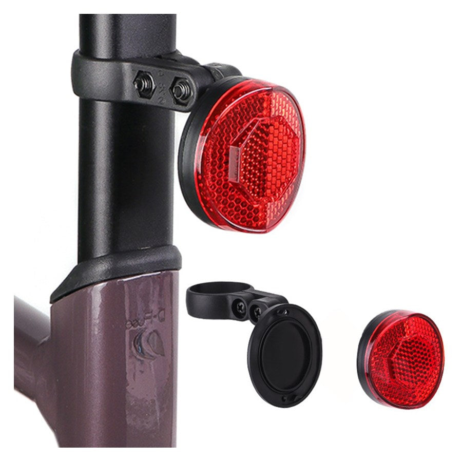 https://cdn.shopify.com/s/files/1/0950/5387/3523/files/lpcover0054_lippa-bike-reflecs-for-airtag-and-smart-finder-red-2.jpg?v=1759552633