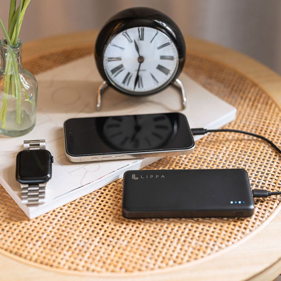 https://cdn.shopify.com/s/files/1/0950/5387/3523/files/lppb10000fc_-lippa-10000-mah-powerbank-18w-usb-c-pd-qc-usb-a-output-4.jpg?v=1770172828