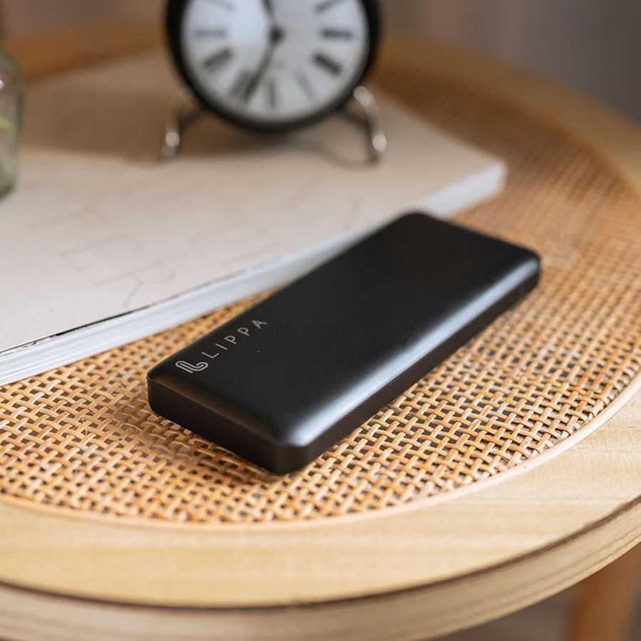 https://cdn.shopify.com/s/files/1/0950/5387/3523/files/lppb26800fc_lippa_26800_mah_powerbank_45w_usb-c_pd_og_qc_usb-a_output__sort_4.jpg?v=1770172868