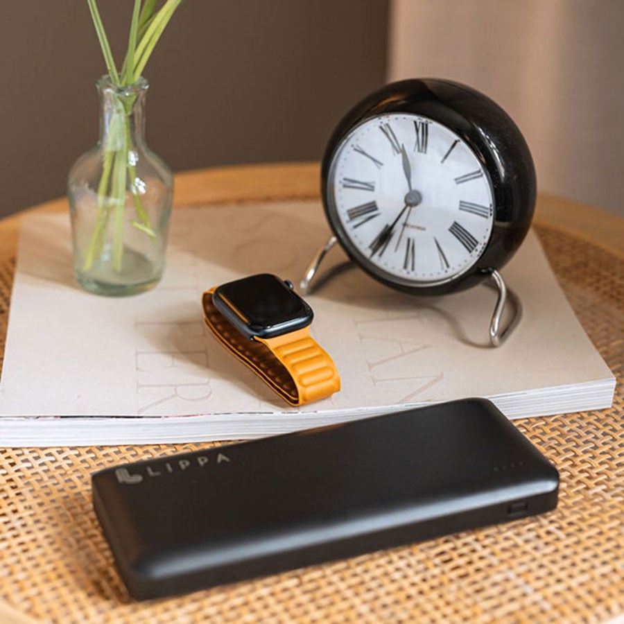 https://cdn.shopify.com/s/files/1/0950/5387/3523/files/lppb26800fc_lippa_26800_mah_powerbank_45w_usb-c_pd_og_qc_usb-a_output__sort_5.jpg?v=1770172868