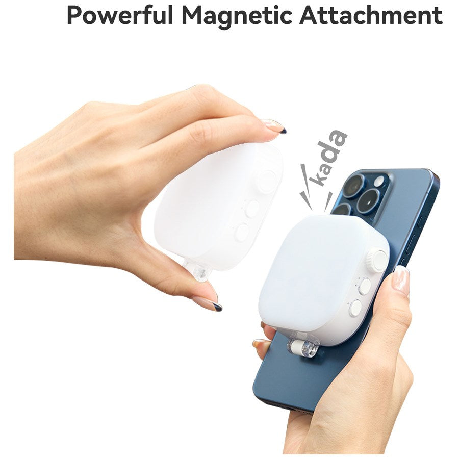 https://cdn.shopify.com/s/files/1/0950/5387/3523/files/p5-bgd-03_telesin-magnetic-ice-cube-light-for-phones-6.jpg?v=1759552358