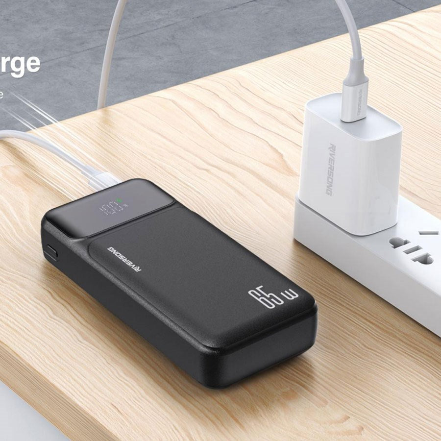 https://cdn.shopify.com/s/files/1/0950/5387/3523/files/riversong-pb103-riversong-phantom-pro-65w-usb-c-pd-20-000-mah-powerbank-black-5.jpg?v=1759553082