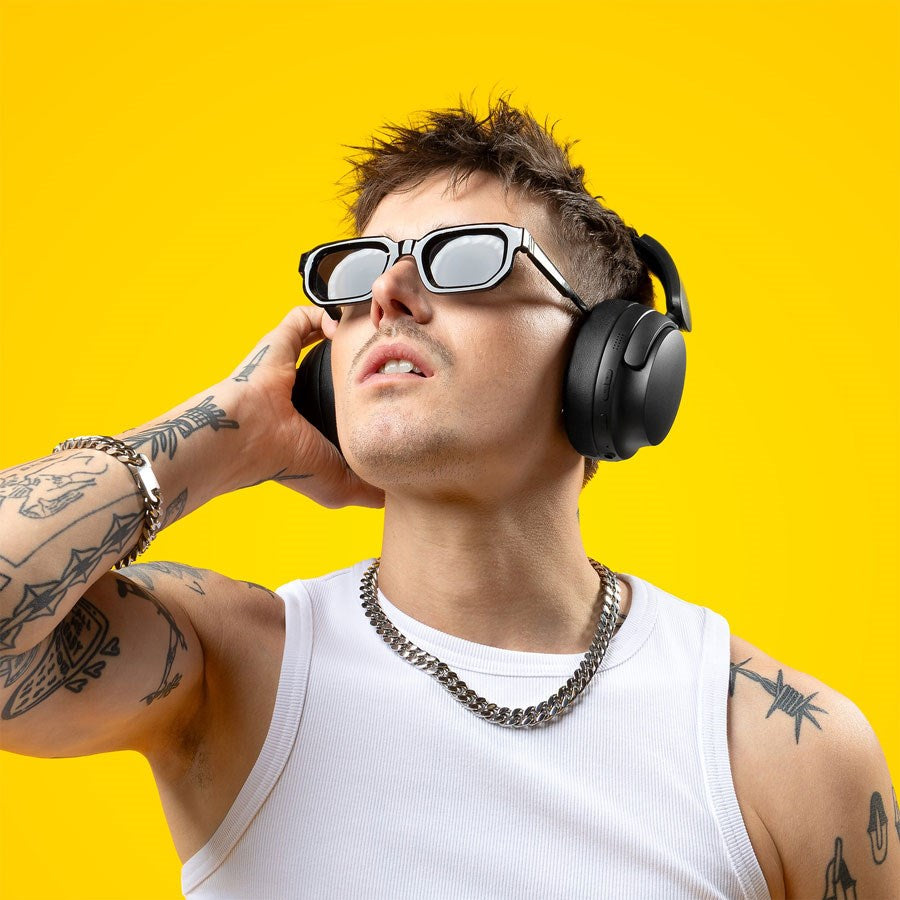https://cdn.shopify.com/s/files/1/0950/5387/3523/files/stellar-black-niceboy-stellar-anc-headphones-onyx-black-5.jpg?v=1761307084